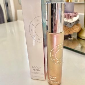 BECCA Ignite Highlighter- Creativity